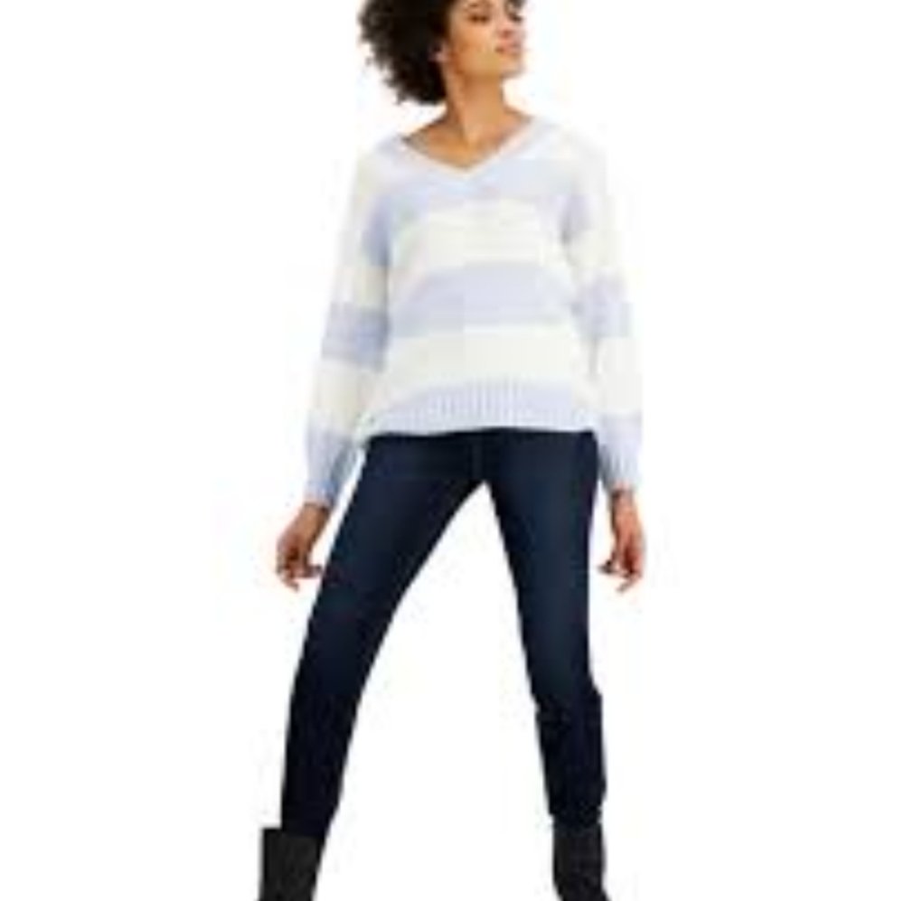 4 For $30 NWT Hippie Rose Sweater
